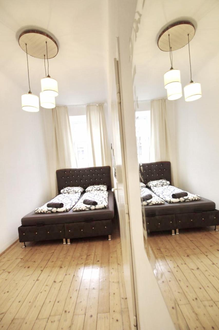 Comfortable Rooms Near Schoenbrunn Palace Hl Wina Bagian luar foto