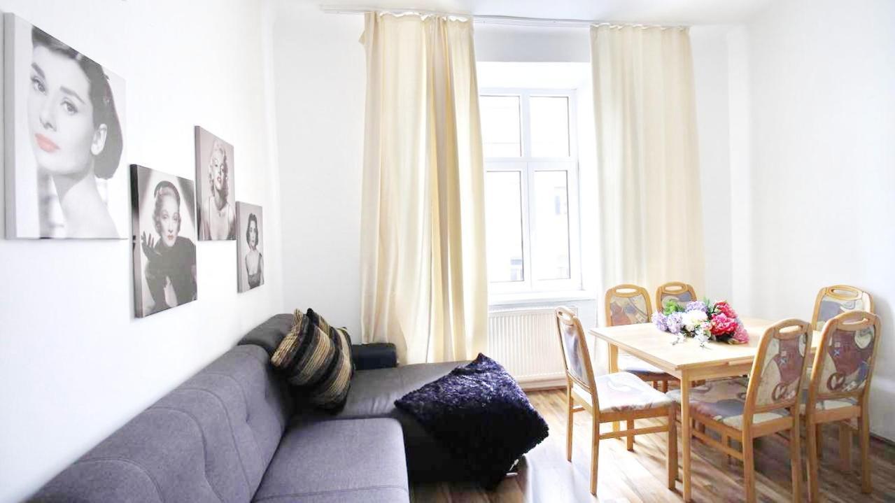 Comfortable Rooms Near Schoenbrunn Palace Hl Wina Bagian luar foto