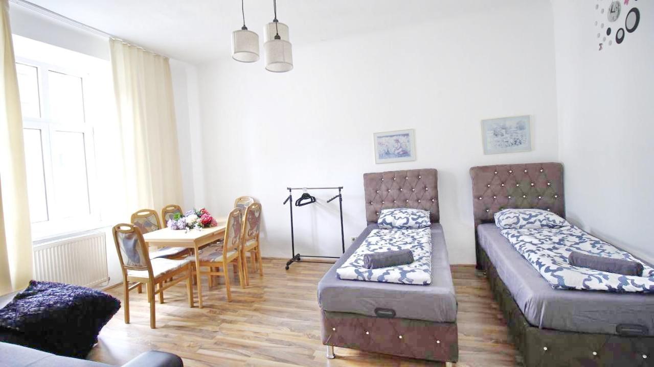 Comfortable Rooms Near Schoenbrunn Palace Hl Wina Bagian luar foto